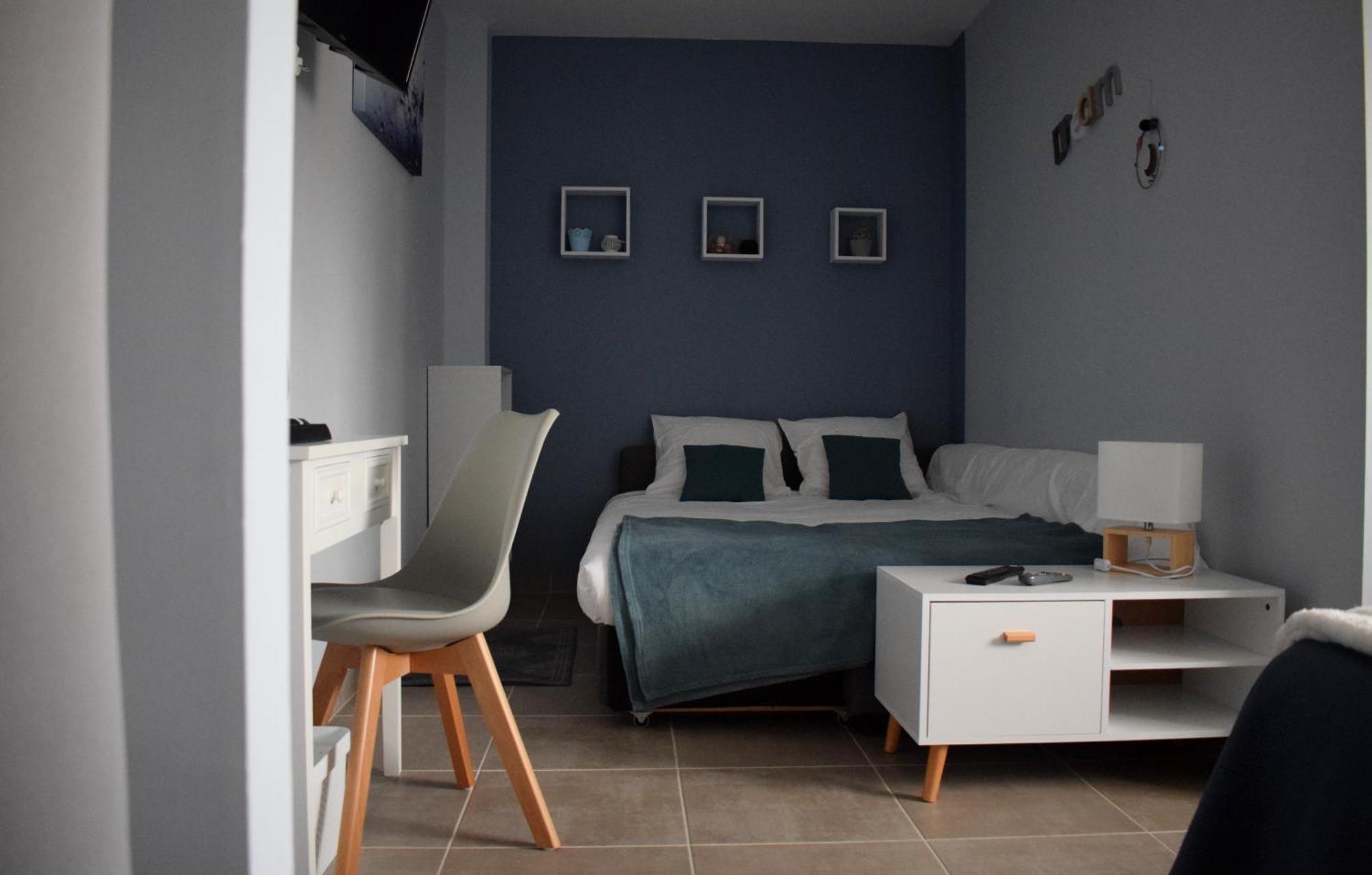 La Sarlamandre, Chambres Et Table D'Hotes Marcillac-Saint-Quentin Ngoại thất bức ảnh