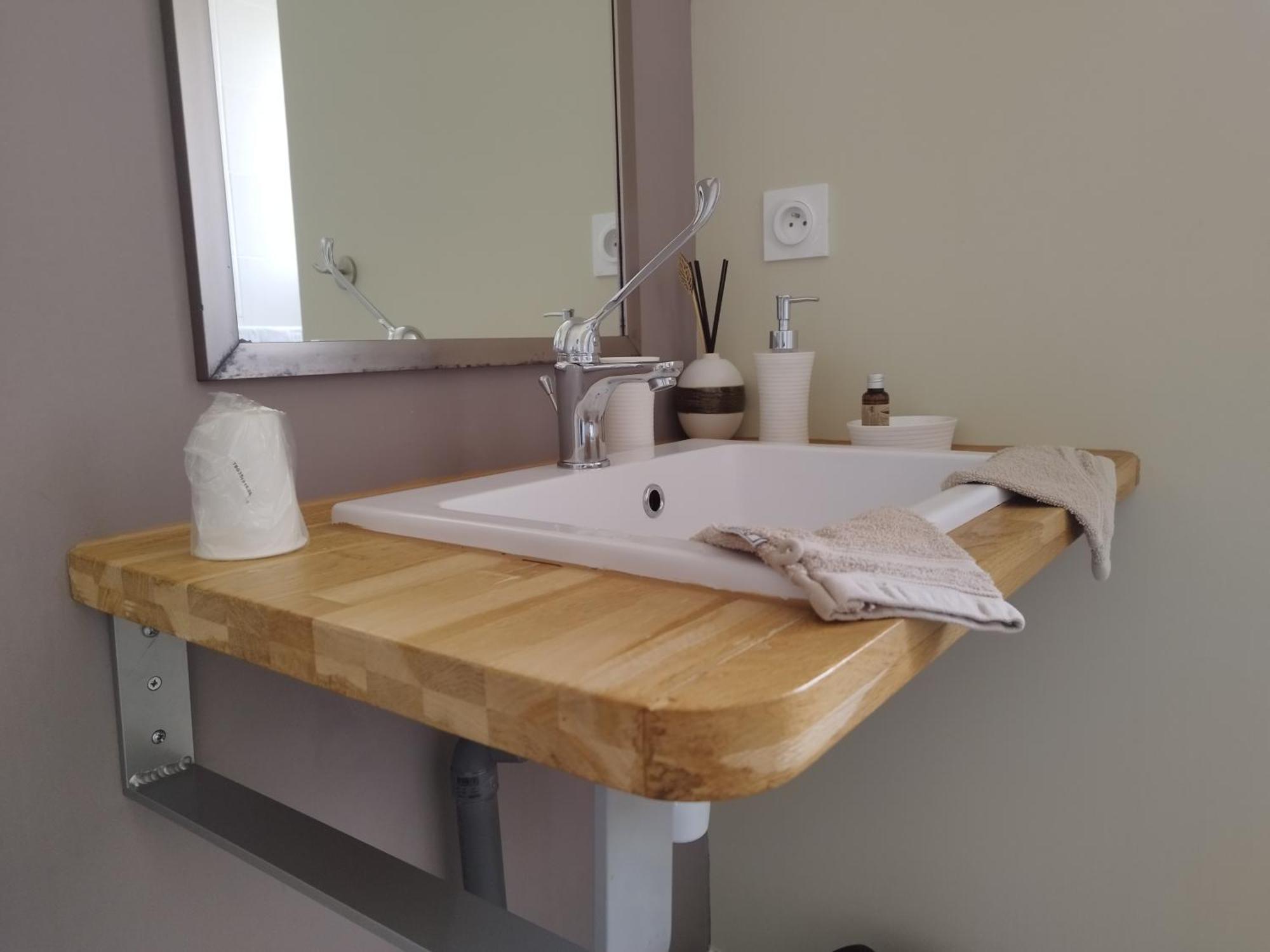 La Sarlamandre, Chambres Et Table D'Hotes Marcillac-Saint-Quentin Ngoại thất bức ảnh