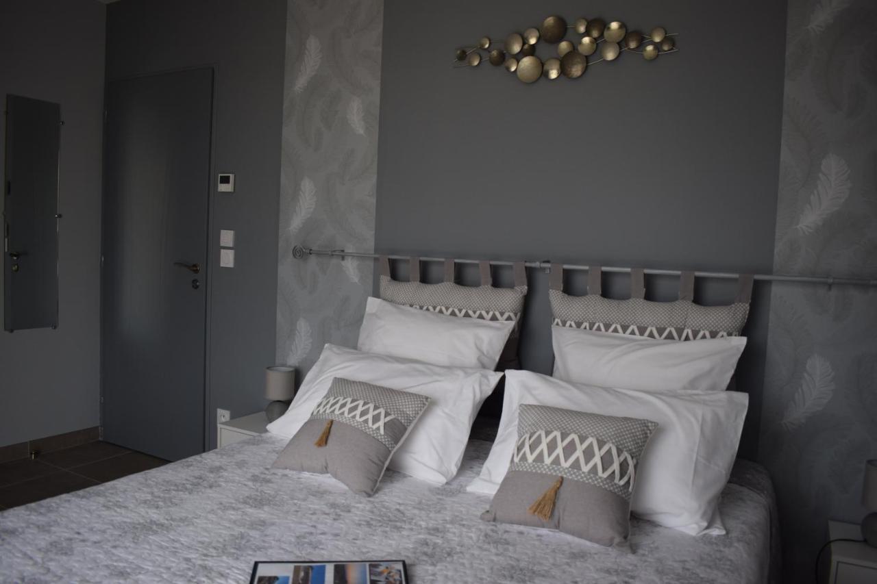 La Sarlamandre, Chambres Et Table D'Hotes Marcillac-Saint-Quentin Ngoại thất bức ảnh