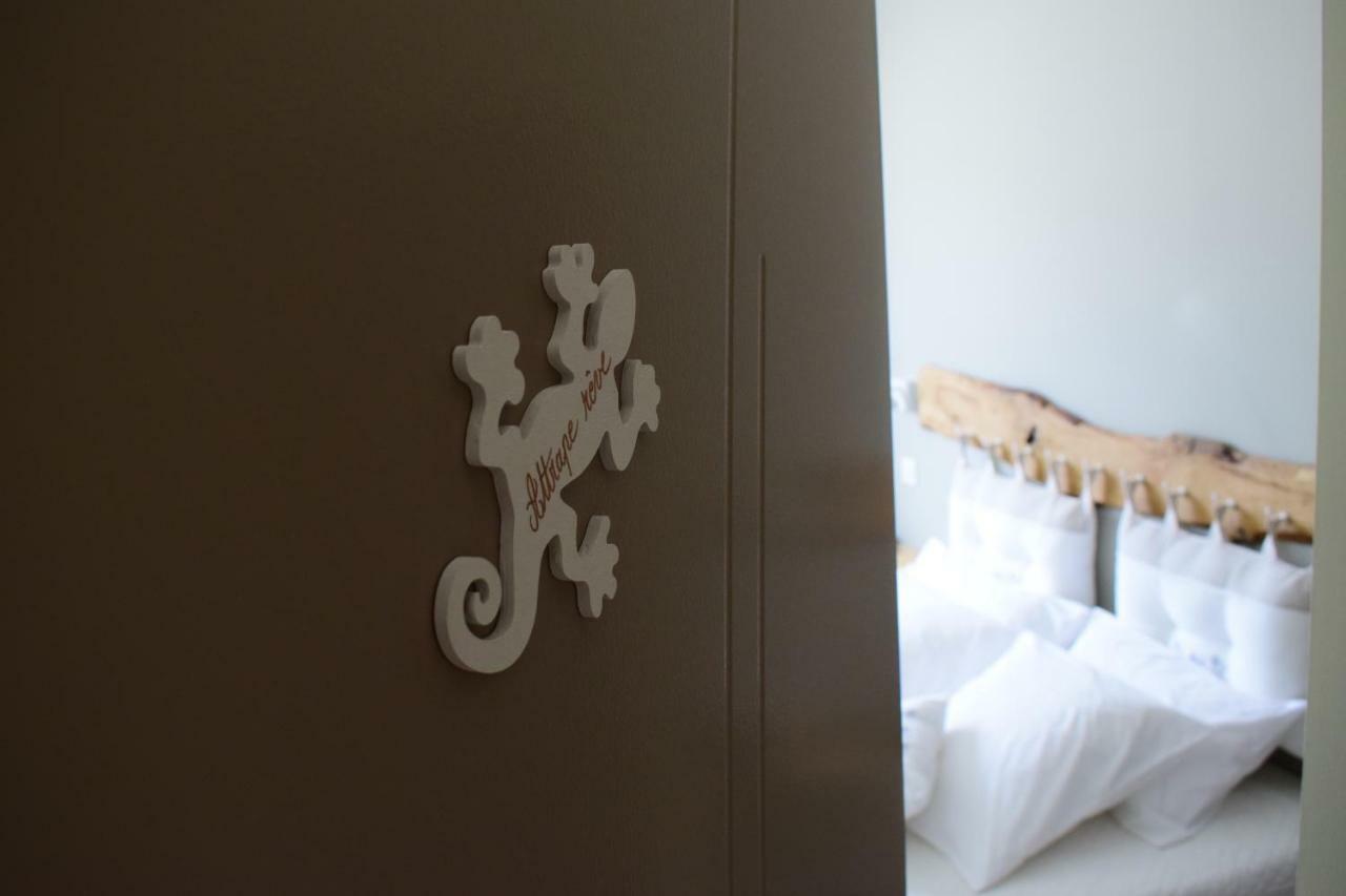 La Sarlamandre, Chambres Et Table D'Hotes Marcillac-Saint-Quentin Ngoại thất bức ảnh